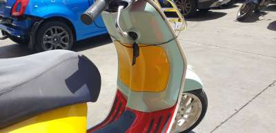 Recambio de moldura para piaggio (vespa) vespa primavera 125 i-get 2016- referencia OEM IAM 1B003333000BR  