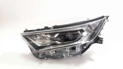 Recambio de faro izquierdo para toyota rav4 2018- hybrid 4x2 advance referencia OEM IAM 8118542A33  