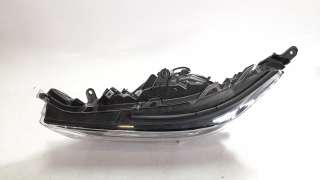 Recambio de faro izquierdo para toyota rav4 2018- hybrid 4x2 advance referencia OEM IAM 8118542A33  