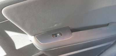 Recambio de mando elevalunas trasero derecho para kia ceed 2018- concept referencia OEM IAM 93581J7050  