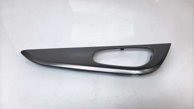 Recambio de moldura para nissan qashqai (j11) 2013- tekna referencia OEM IAM 82683HV51A  