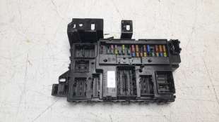 Recambio de caja reles / fusibles para ford mustang 2014- mach 1 referencia OEM IAM LR3T15604AAAK  