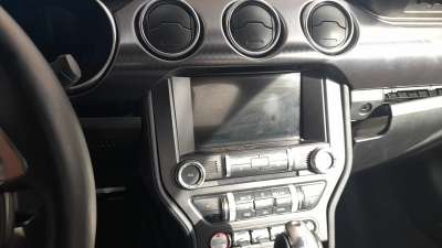 Recambio de sistema navegacion gps para ford mustang 2014- mach 1 referencia OEM IAM 2289962 2028948 