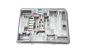 Recambio de caja reles / fusibles para renault megane iv grandtour 2016- 1.5 dci diesel fap energy referencia OEM IAM 284B67877R
