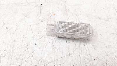 Recambio de luz interior para seat leon (5f1) 2012- 1.6 tdi referencia OEM IAM 4B0947415  