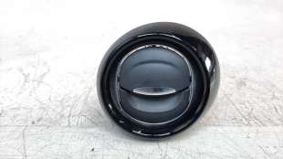 Recambio de aireador derecho para renault clio iv 2012- referencia OEM IAM 687608143R  