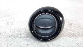 Recambio de aireador derecho para renault clio iv 2012- referencia OEM IAM 687608143R  
