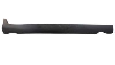 Recambio de estribo lateral para kia stonic (ybcuv) 2017- 1.2 cat referencia OEM IAM 87752H8400  