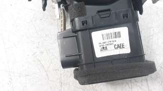 Recambio de rejilla aireadora para kia stonic (ybcuv) 2017- 1.2 cat referencia OEM IAM 84740H8AE0WLE  