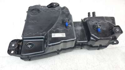 Recambio de deposito adblue para audi q3 (f3b) 2018- referencia OEM IAM 5QF131877N  