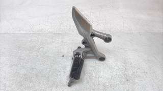 Recambio de estribera derecha para honda cb 500f 2016- cb 500 f referencia OEM IAM 50600MKPJ00  