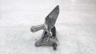 Recambio de estribera derecha para honda cb 500f 2016- cb 500 f referencia OEM IAM 50600MKPJ00  