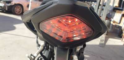 Recambio de piloto trasero central para honda cb 500f 2016- cb 500 f referencia OEM IAM 33701MJWJ82  