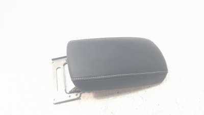 Recambio de apoyabrazos central para toyota corolla (e21) 2019- hybrid style referencia OEM IAM 5890502F60C0  