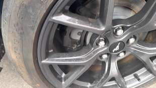 Recambio de pinza de freno trasera derecha para ford mustang 2014- mach 1 referencia OEM IAM 2349874  
