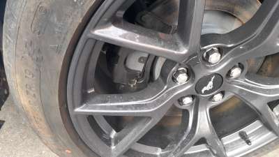 Recambio de pinza de freno trasera derecha para ford mustang 2014- mach 1 referencia OEM IAM 2349874  