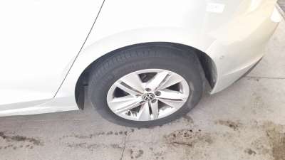 Recambio de paso rueda trasero izquierdo para volkswagen golf viii lim. (cd1) 2019- life referencia OEM IAM 5H0810971B  
