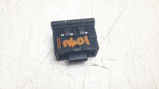 Recambio de interruptor para toyota rav 4 2012-2019 referencia OEM IAM 75H958  