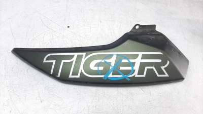 Recambio de moldura para triumph tiger 800 2018- tiger 800 xca referencia OEM IAM 2306673  
