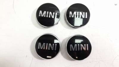 Recambio de tapacubos para mini f56 2013- 1.5 12v turbodiesel referencia OEM IAM 686109201  