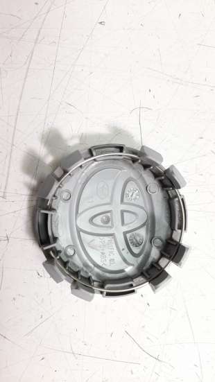 Recambio de tapacubos para toyota hilux (kun) 2005-2016 referencia OEM IAM TAPATOYOTA   2