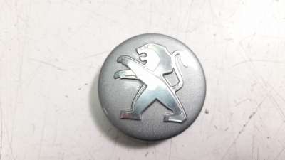 Recambio de tapacubos para peugeot 308 2007-2013 referencia OEM IAM 9807999277  