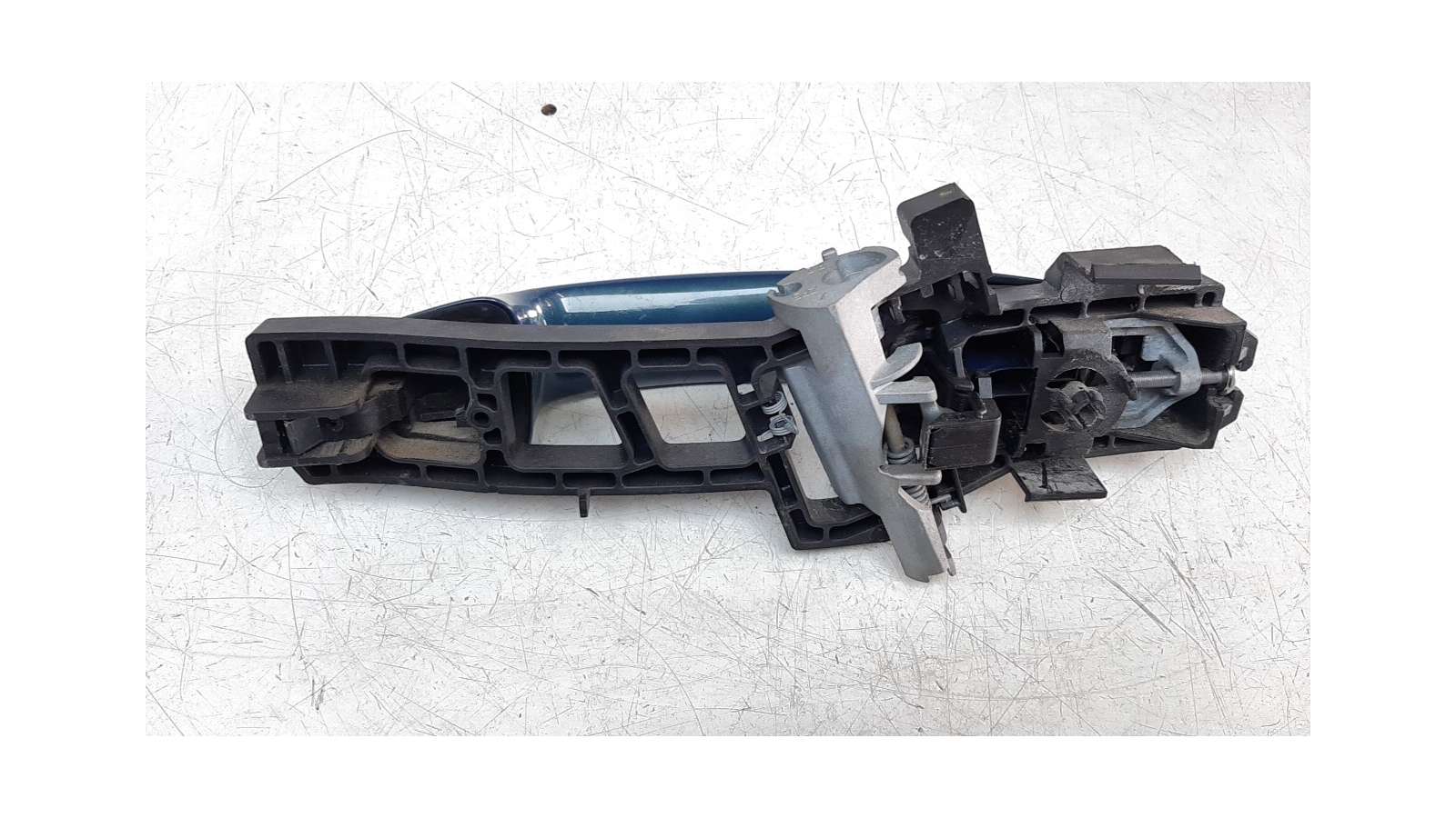 Recambio de maneta exterior delantera derecha para ford fiesta (cb1) 2008-2013 ghia referencia OEM IAM 8A61A224A36   Recambio de maneta exterior delantera derecha para ford fiesta (cb1) 2008-2013 ghia referencia OEM IAM 8A61A224A36