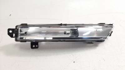 Recambio de faro antiniebla izquierdo para jaguar e-pace 2017- first edition referencia OEM IAM HK8315201AD  