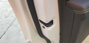 Recambio de cerradura puerta delantera izquierda para jaguar e-pace 2017- first edition referencia OEM IAM J9C3203A29EC  
