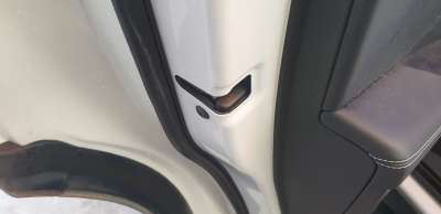Recambio de cerradura puerta trasera izquierda para jaguar e-pace 2017- first edition referencia OEM IAM T2H17441  