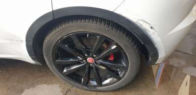 Recambio de paso rueda trasero izquierdo para jaguar e-pace 2017- first edition referencia OEM IAM J9C29578  