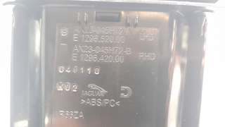 Recambio de cenicero para jaguar xf 2007-2015 3.0 v6 24v cat referencia OEM IAM AX23045H72A  