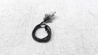 Recambio de interruptor para yamaha x-max 125 2014-2020 referencia OEM IAM B74H25660000  