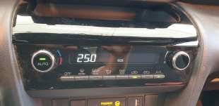 Recambio de mando climatizador para toyota yaris cross 2021-2022 hybrid fwd style referencia OEM IAM 559000DC70  
