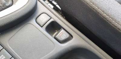 Recambio de palanca freno para toyota yaris cross 2021-2022 hybrid fwd style referencia OEM IAM 84390K0010  