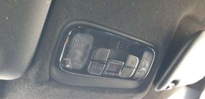 Recambio de luz interior para toyota yaris cross 2021-2022 hybrid fwd style referencia OEM IAM 81260K0090B0  