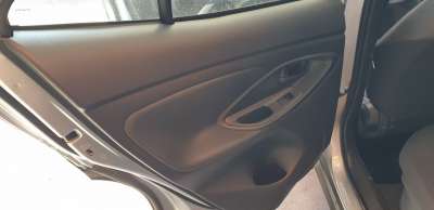Recambio de elevalunas trasero izquierdo para toyota yaris cross 2021-2022 hybrid fwd style referencia OEM IAM 698400D440  