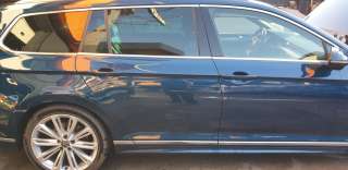 Recambio de puerta trasera derecha para volkswagen passat variant (cb5) 2019- r-line referencia OEM IAM 3G9833056AE  