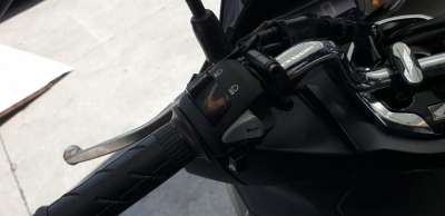 Recambio de piña luces izquierda para honda pcx 125 2020- referencia OEM IAM 35200K1YD12  