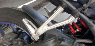 Recambio de estribera derecha para honda cbr 650r 2018- cbr 650r referencia OEM IAM 50750MKND50   2