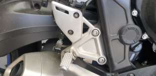 Recambio de estribera derecha para honda cbr 650r 2018- cbr 650r referencia OEM IAM 50660MKND50   2