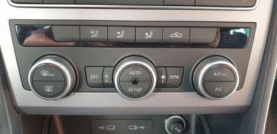Recambio de mando climatizador para seat ateca (khp) 2020-2022 fr referencia OEM IAM 5F0907044AR  