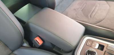 Recambio de apoyabrazos central para seat ateca (khp) 2020-2022 fr referencia OEM IAM 575864207J  