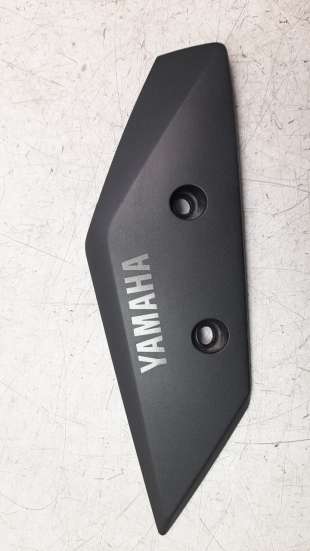 Recambio de moldura para yamaha x-max 125 2014-2020 referencia OEM IAM B74F151300  