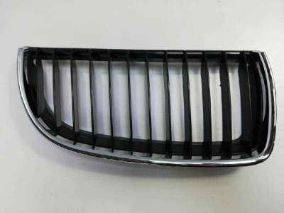 Recambio de rejilla delantera para bmw serie 3 berlina (e90) 2004-2012 referencia OEM IAM 51137120010 107061404 BM0242013