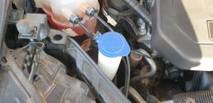 Recambio de deposito limpia para ford mondeo lim. 2014- hybrid referencia OEM IAM 5330291 DS7317618BD 