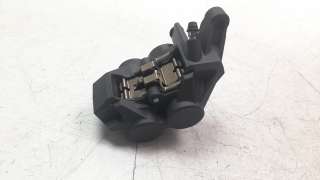 Recambio de pinza de freno delantera izquierda para yamaha mt -07 2021- referencia OEM IAM 1WS2580T00  