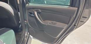 Recambio de elevalunas trasero derecho para dacia duster 2010-2018 ambiance 4x2 referencia OEM IAM 8200733832  