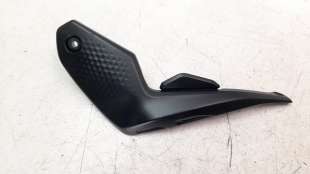 Recambio de moldura para yamaha mt -07 2021- referencia OEM IAM BAT24121  