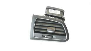 Recambio de aireador izquierdo para renault megane iv grandtour 2016- business referencia OEM IAM 687616296R  